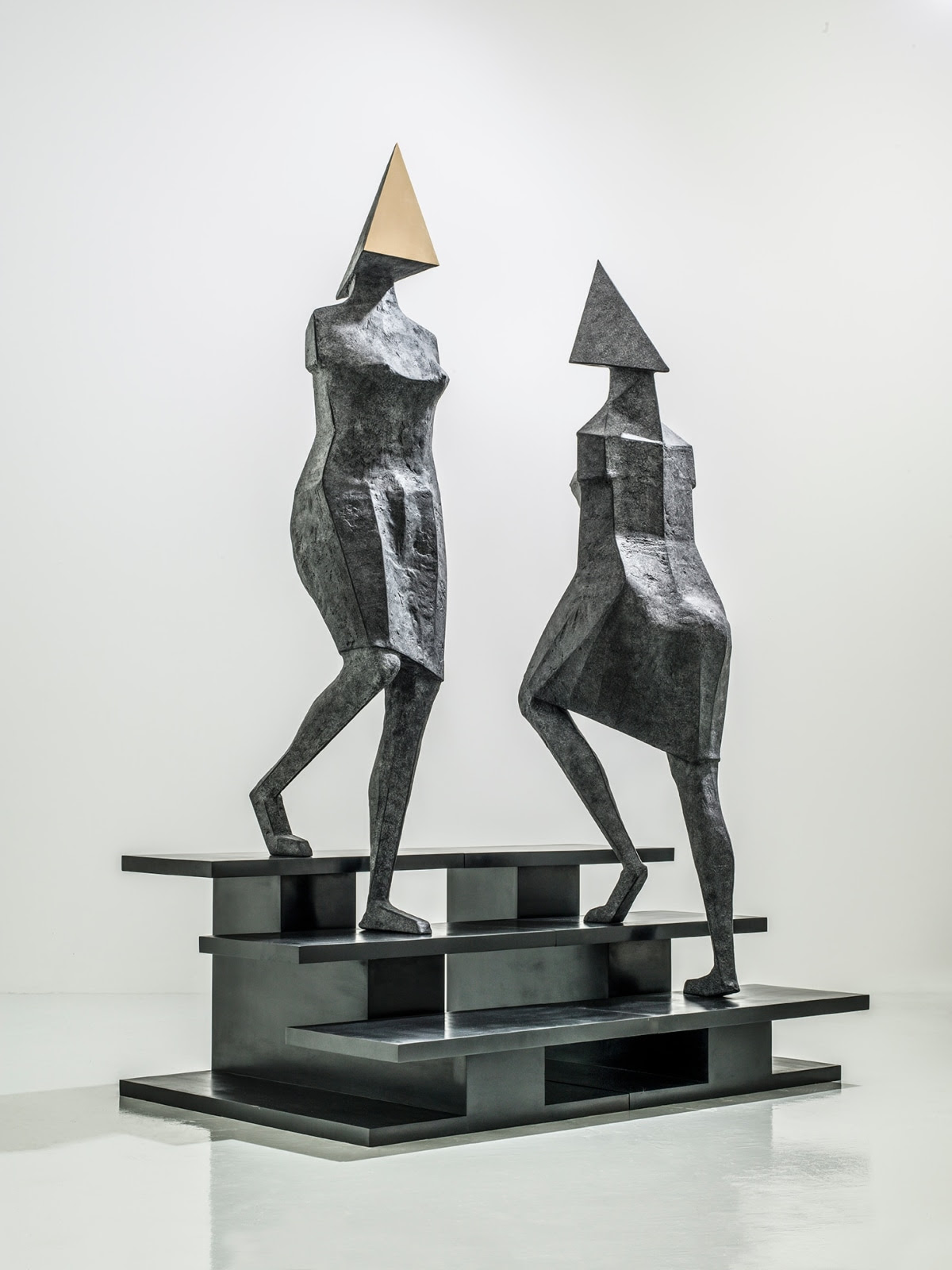 Lynn Chadwick, Stairs