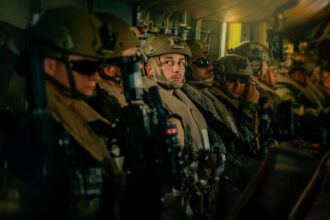 Морские пехотинцы